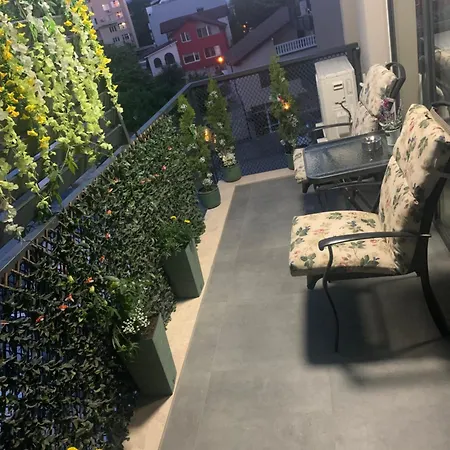 Apartment The Modern Nest With Free Underground Parking *