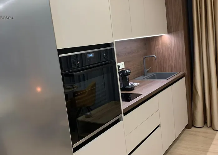 The Modern Nest With Free Underground Parking *